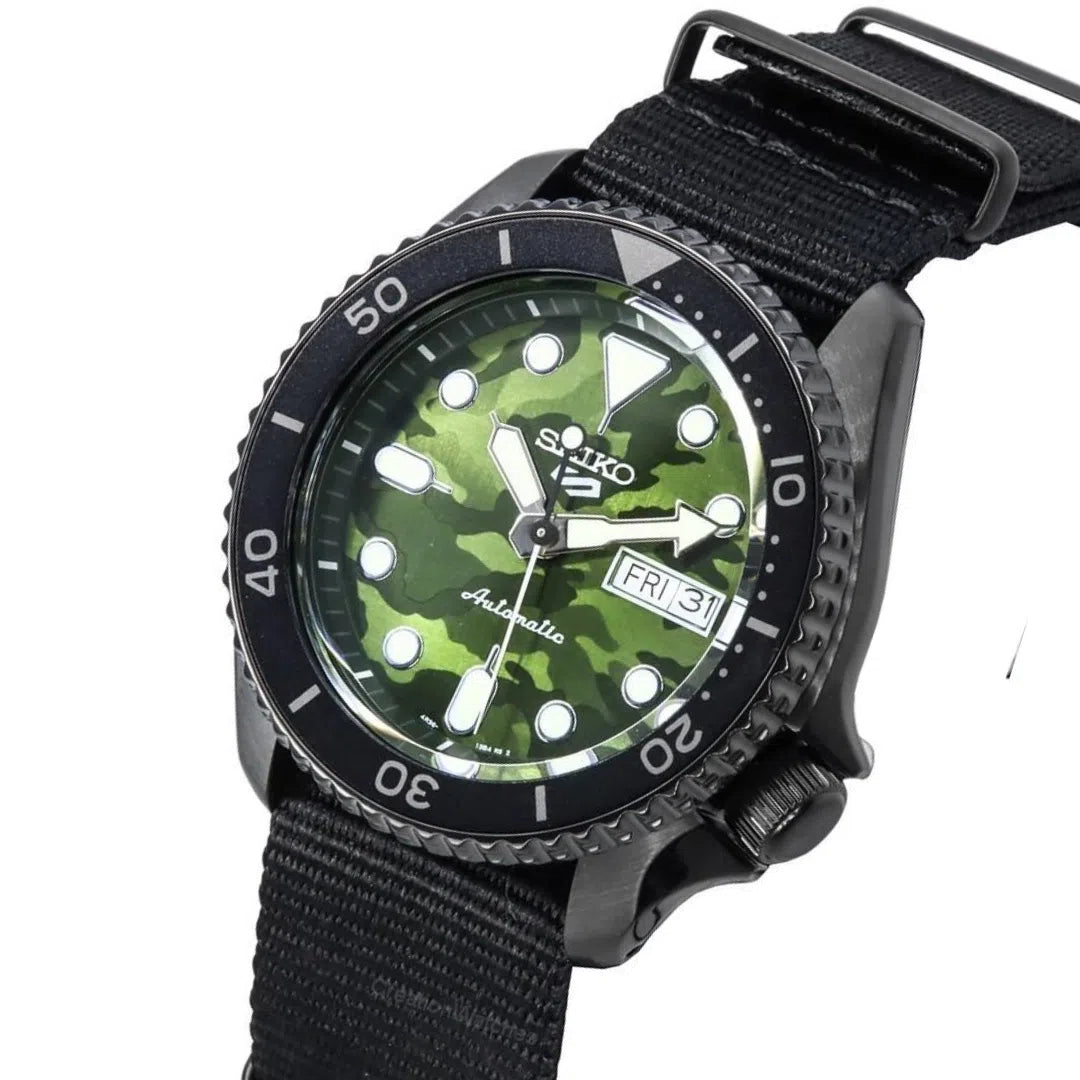 Seiko 5 Sports SKX Series - SRPJ37K1-chronolounge