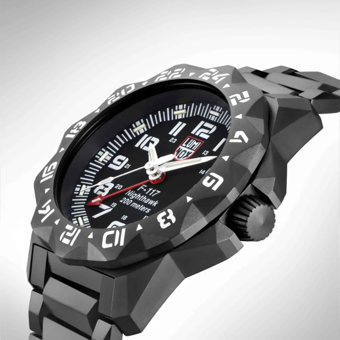 Luminox F-117 Nighthawk™ 6400 Series GMT - XA.6422-chronolounge