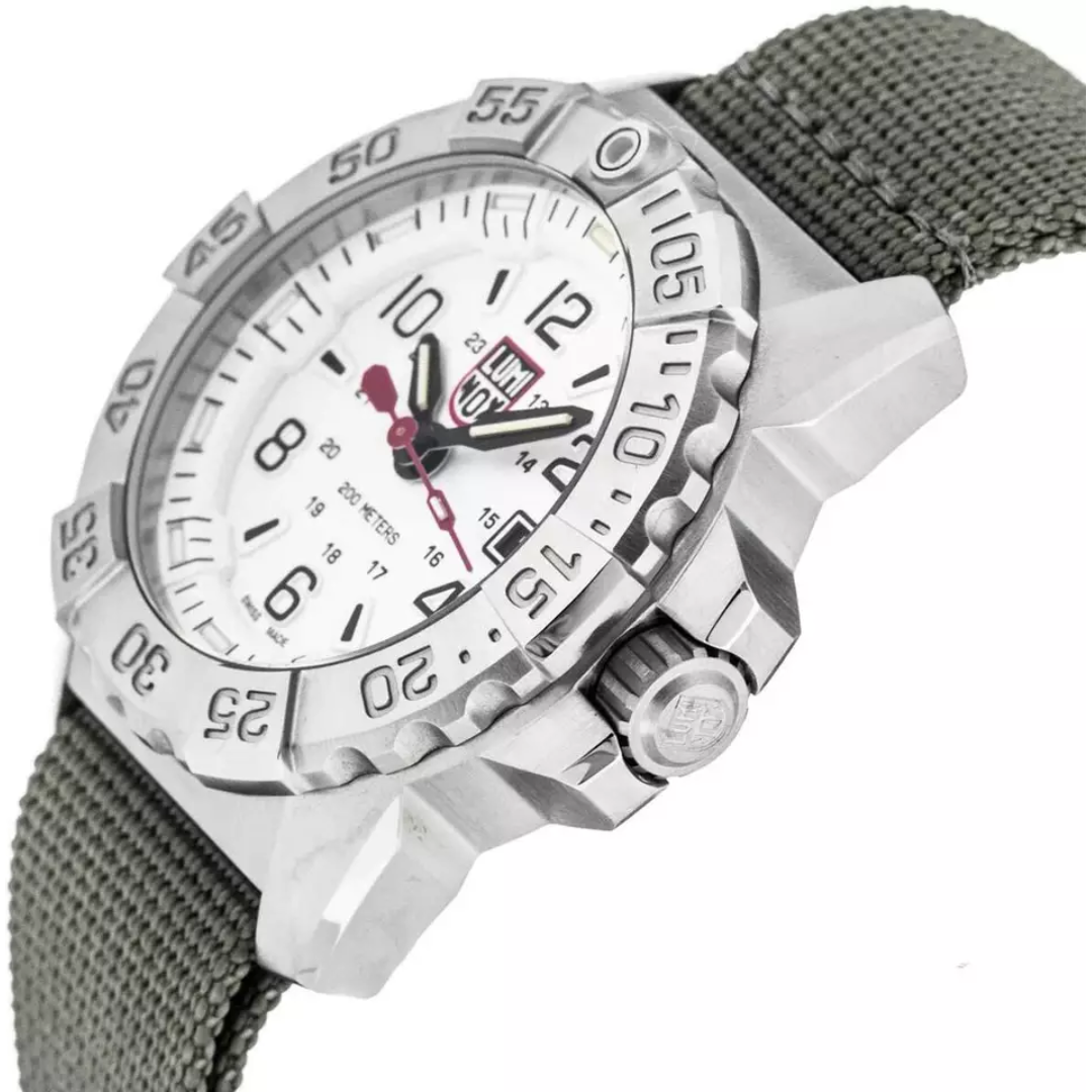 Luminox Navy SEAL Steel 3250 - XS.3257-chronolounge