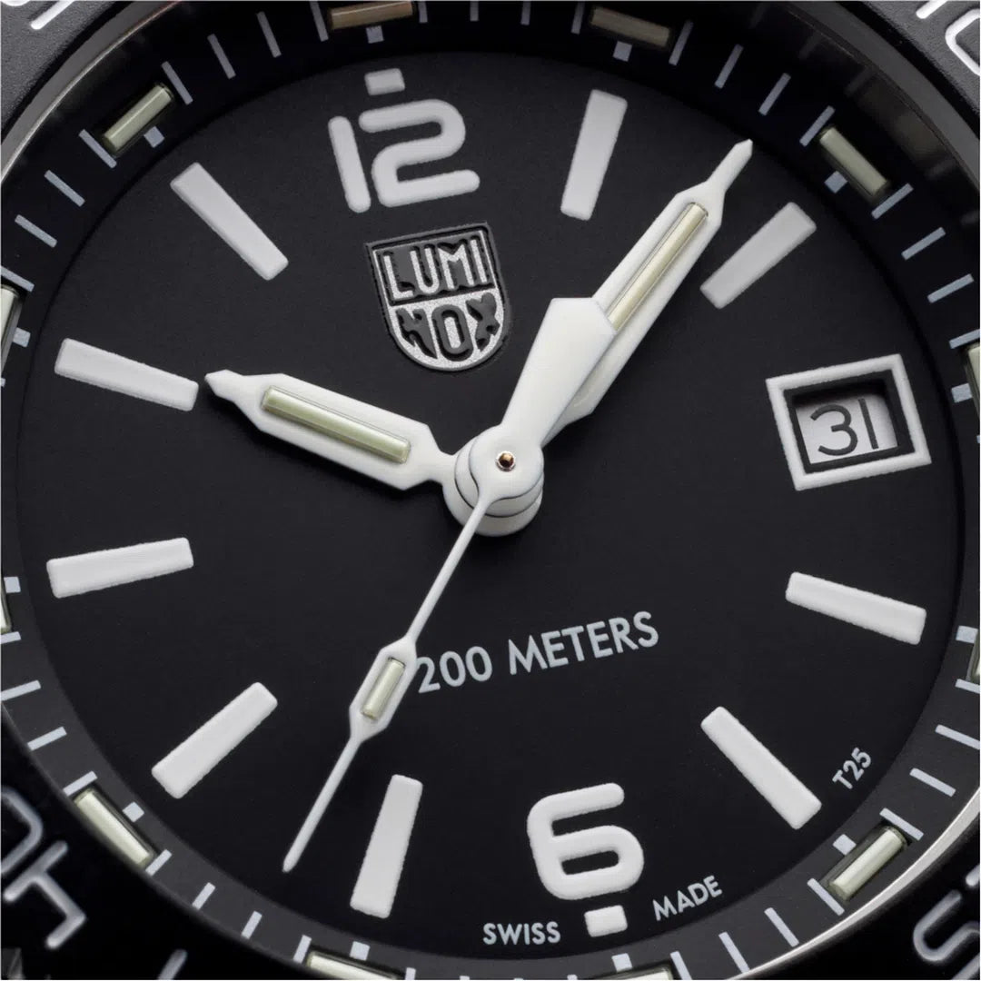 Luminox Pacific Diver 3120M Series - XS.3122M-chronolounge