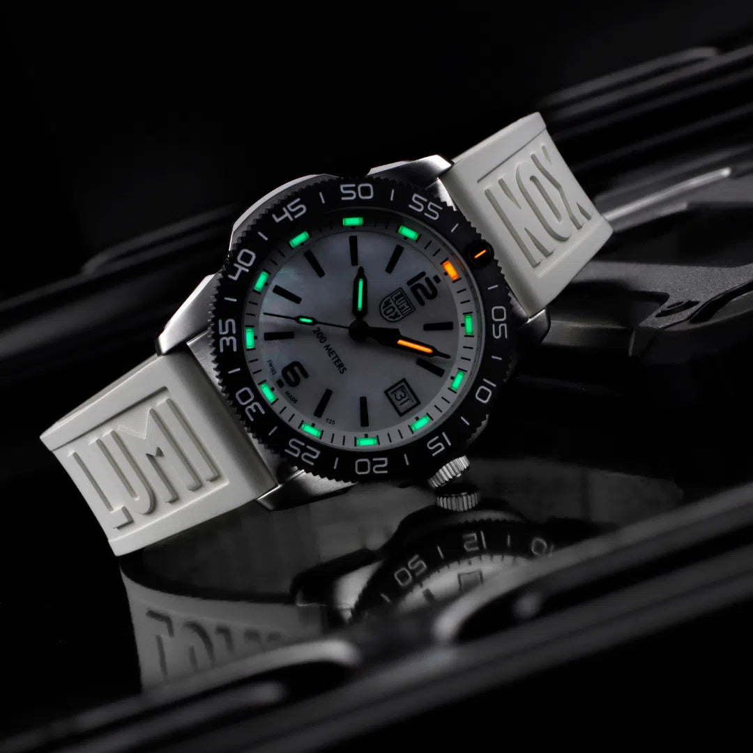 Luminox Pacific Diver 3120M Series - XS.3128M.SET-chronolounge