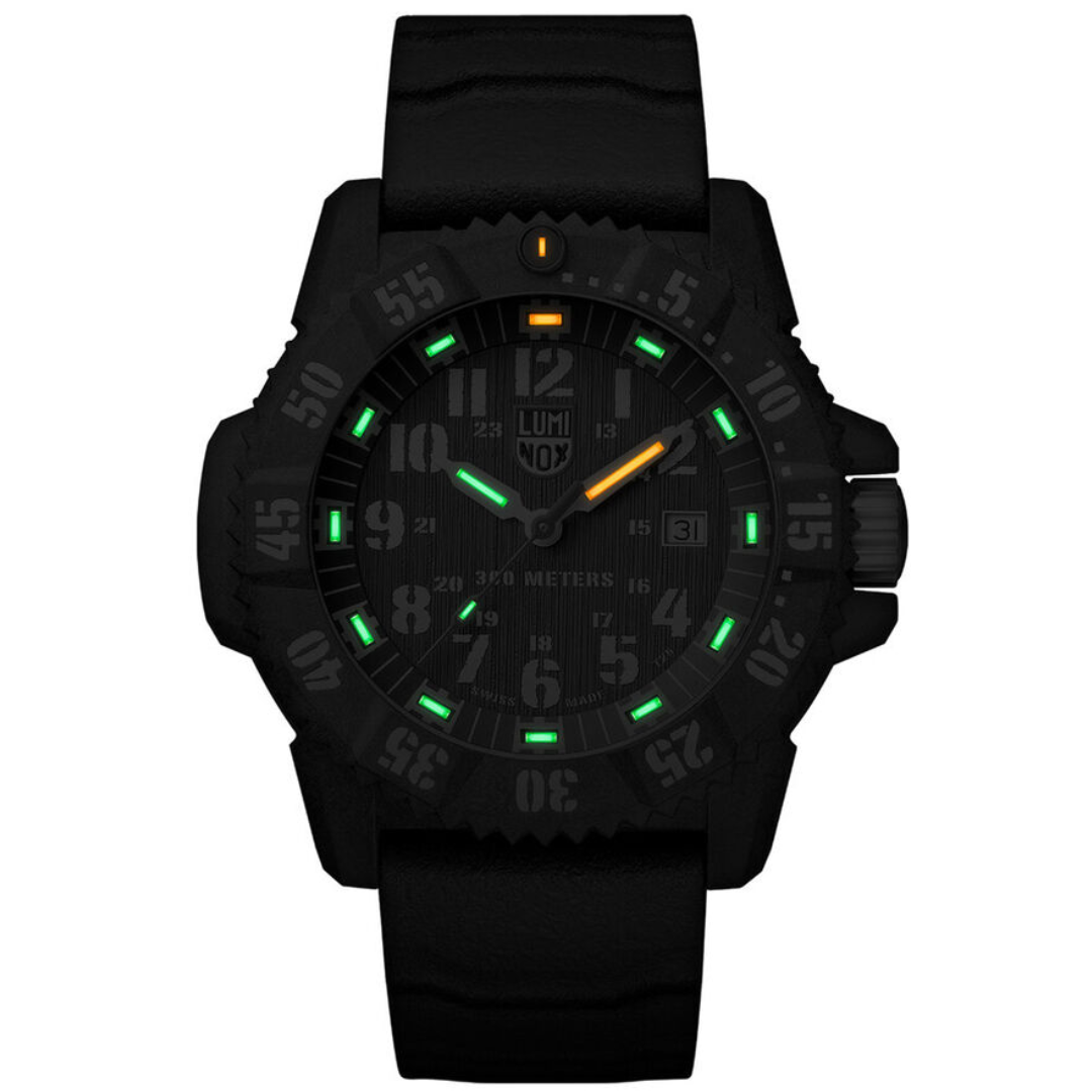 Luminox MASTER CARBON Seal - XS.3801-chronolounge