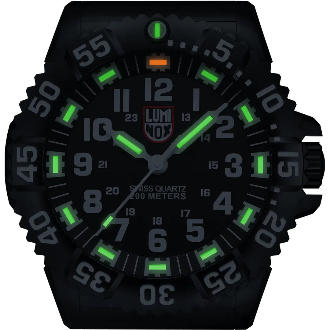 Luminox Wall Clocks - XL.BIG.40-chronolounge