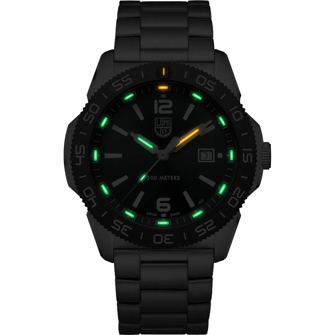 Luminox Pacific Diver 3120 Series - XS.3137-chronolounge